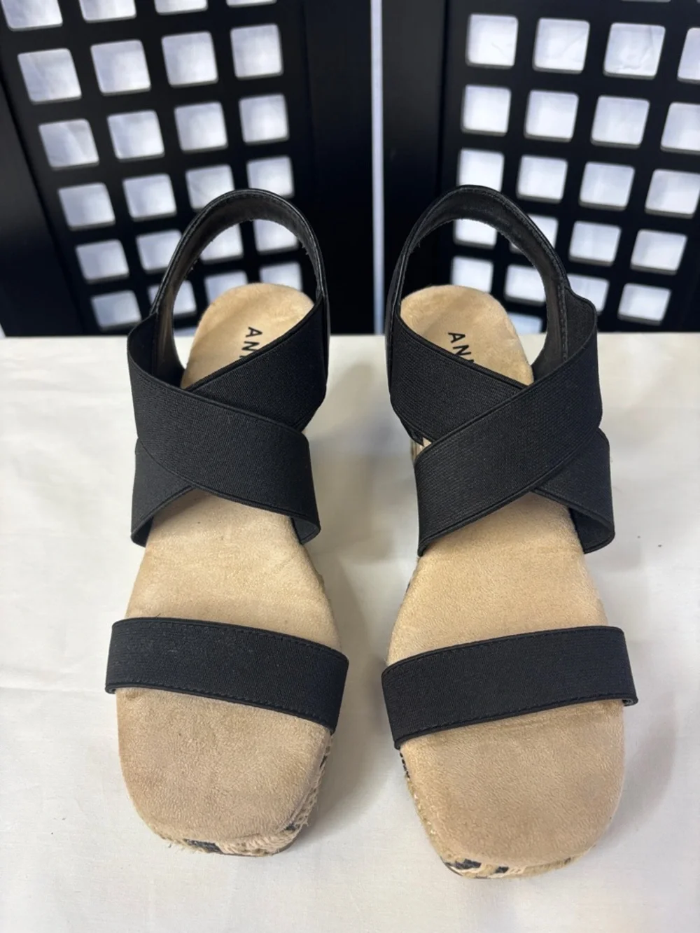 🖤 Anne Klein Espadrille Wedge Sandals Womens 6 Black Elastic Strap 🖤 - Picture 2 of 12